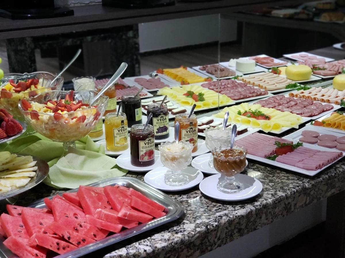 Lages Plaza Hotel Bagian luar foto